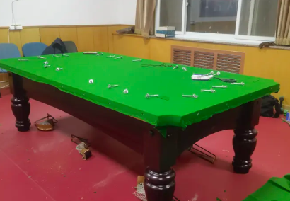 臺球桌移位安裝,調平,更換臺呢配件